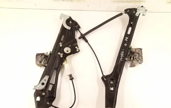 Mercedes-Benz CLS C219 Front door electric window regulator 2197200246 2197201046