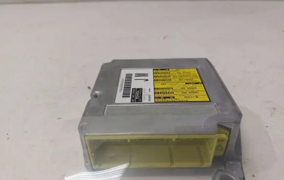 Lexus RX 450H Airbag control unit/module 8917048A20