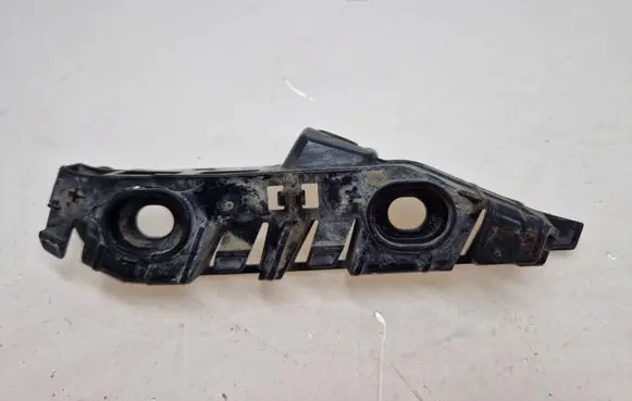 Volkswagen PASSAT B8 Front bumper mounting bracket 3G0807050