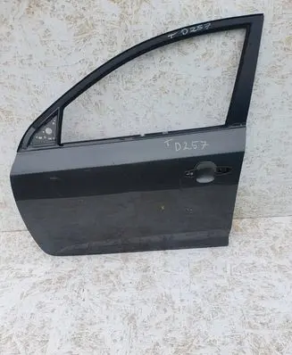 KIA Ceed Front door