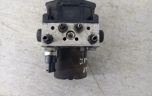 Skoda Superb B5 (3U) ABS Pump