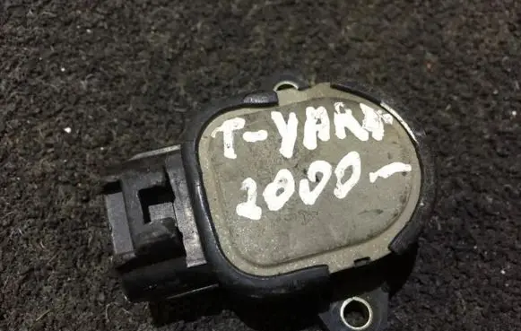 Toyota Yaris Throttle valve position sensor 8945152030