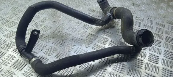 Mercedes-Benz E W213 Engine coolant pipe/hose A2135014082