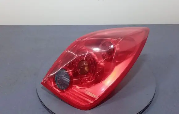 Nissan Primera Rear/tail lights 26550AU210
