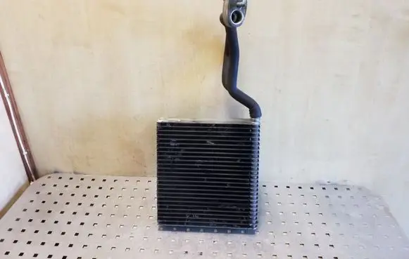 Air conditioning (A/C) radiator (interior)
