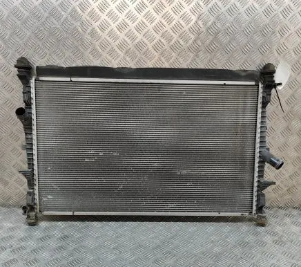 Coolant radiator
