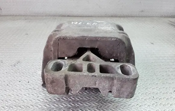 Volkswagen Golf IV Gearbox mount 1J0199555