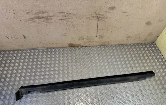 Hyundai Santa Fe Sill 87752S1000