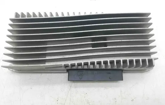 Audi A5 8T 8F Sound amplifier 8R0035223F