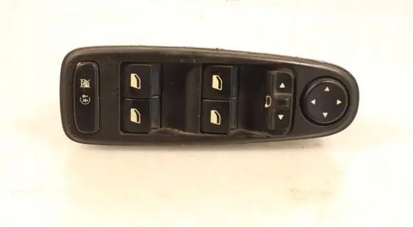 Citroen C4 I Picasso Electric window control switch 96639382ZD