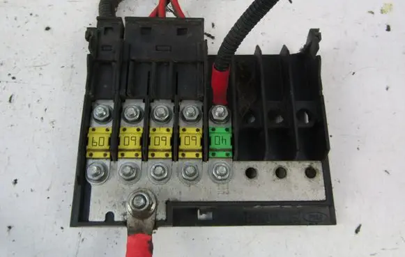 Ford Fiesta Fuse box set 