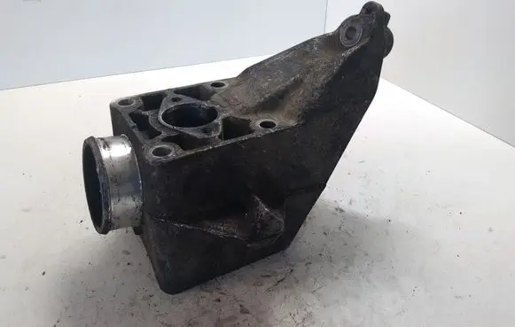 Mercedes-Benz Vito Viano W639 Engine mounting bracket A6462230004