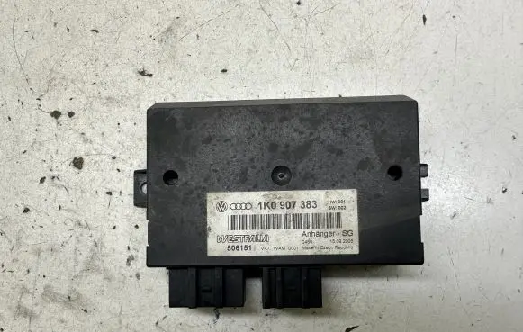 Volkswagen Golf V Tow bar trailer control unit/module 1K0907383