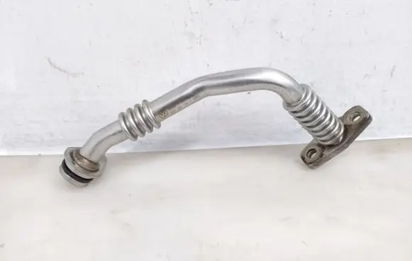 Skoda Karoq Turbo turbocharger oiling pipe/hose 04L145736H