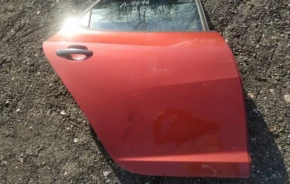 Seat Ibiza IV (6J,6P) Rear door raudonos