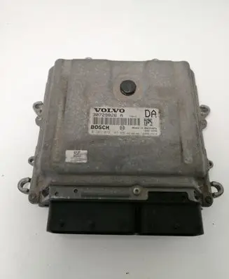 Volvo V70 Engine control unit/module 30729826A 1039512418