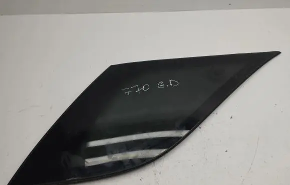 Mercedes-Benz ML W164 Rear side window
