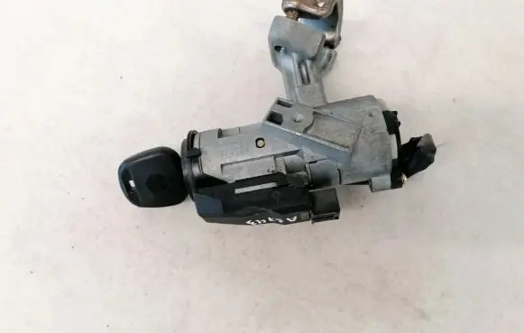 Toyota Corolla E120 E130 Ignition lock 45020024