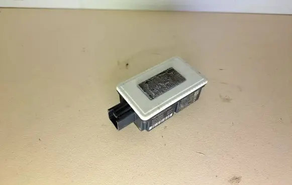 Volvo V70 Door central lock control unit/module 31252988 S180036007