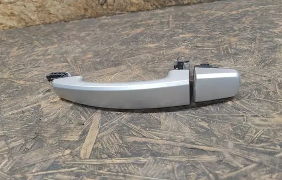 Chevrolet Orlando Rear door exterior handle GAN110711