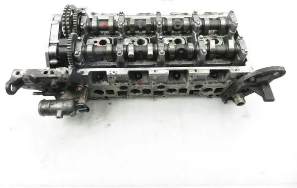 Mercedes-Benz Vito Viano W638 Engine head 6110160304 6110162101