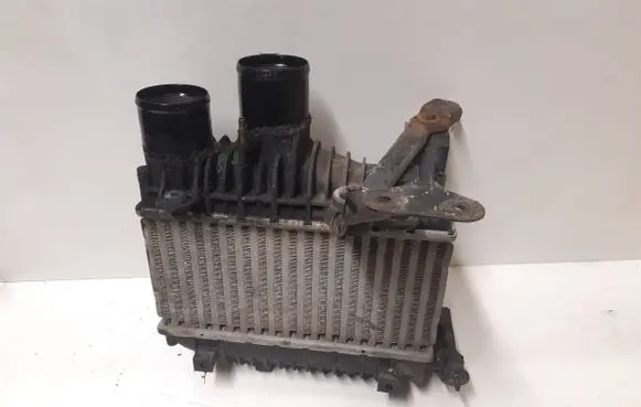 Toyota Avensis T250 Intercooler radiator 873067D