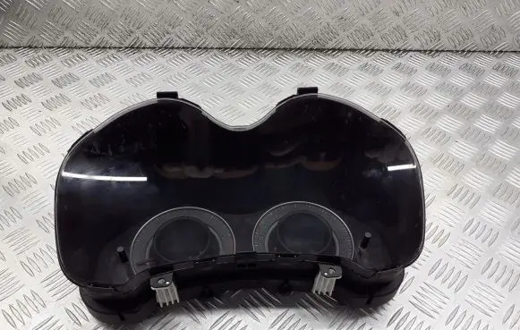 Toyota Auris 150 Tachometer 83800-02M12