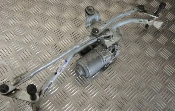 BMW X4 F26 Front wiper linkage and motor 7338655