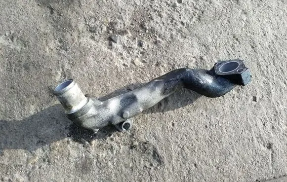 Mazda 323 Other engine bay part