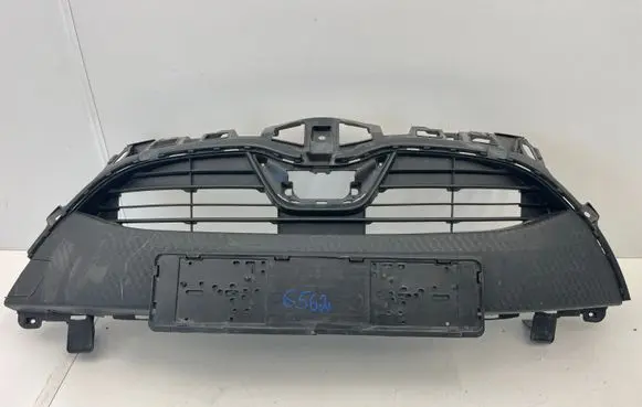 Toyota Yaris XP210 Front bumper upper radiator grill 531110DD40