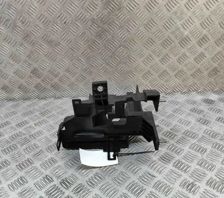 Maserati Ghibli Air filter cleaner box bracket assembly 670155023