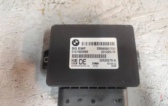 BMW X3 F25 Hand brake control module 6858017 32620276A 0121820088