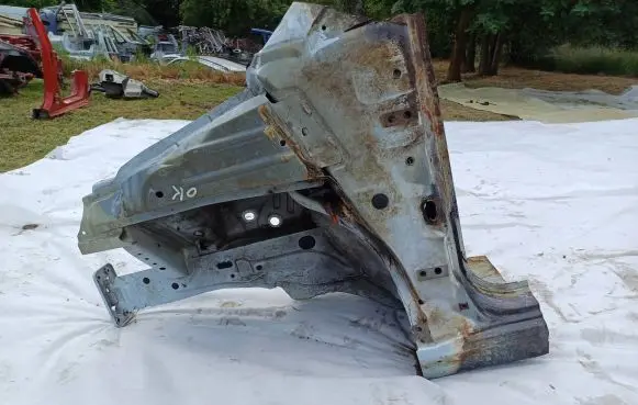 Front quarter panel