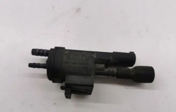 Mercedes-Benz ML W164 Valve vacuum 0025401497