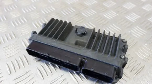 Toyota Yaris XP210 Engine control unit/module 89661K0082