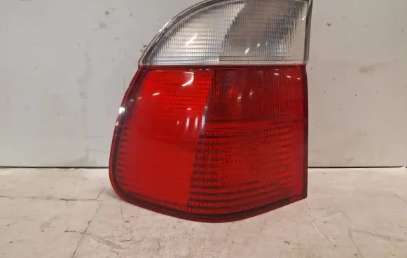 BMW 5 E39 Rear/tail lights 2496321