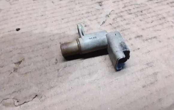 Peugeot 407 Camshaft position sensor 9634605980