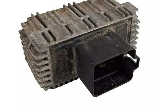 Toyota Auris 150 Glow plug pre-heat relay 09132691