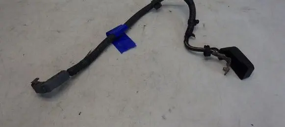 Toyota RAV 4 (XA30) Positive cable (battery) 82823-20090