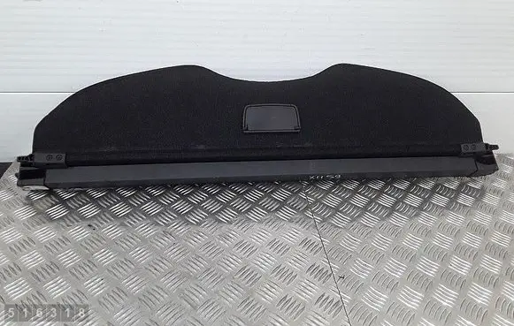 Parcel shelf