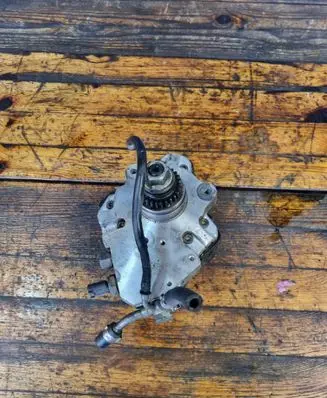 Mercedes-Benz A W169 Fuel injection high pressure pump A6400700601