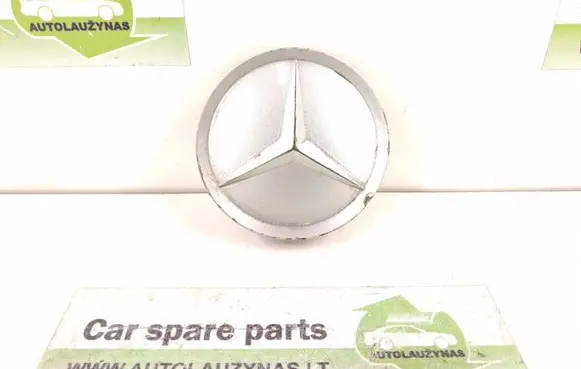 Mercedes-Benz E W211 Non-original wheel cap A2014010225 2014010225