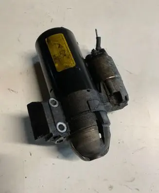 BMW 3 E90 E91 Starter motor 7802508 12417802508