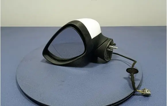 Ford Fiesta Front door electric wing mirror