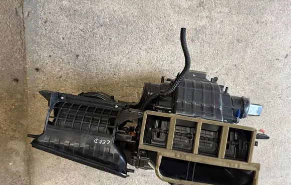 KIA Ceed Interior heater climate box assembly 97200J7080