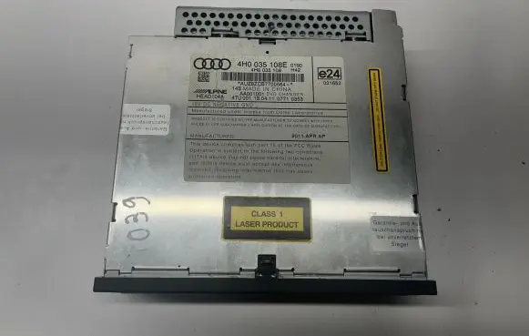 Audi A8 S8 D4 4H CD/DVD changer 4H0035108E