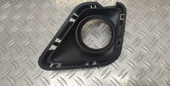 Toyota Verso-S Front fog light trim/grill 8148252280