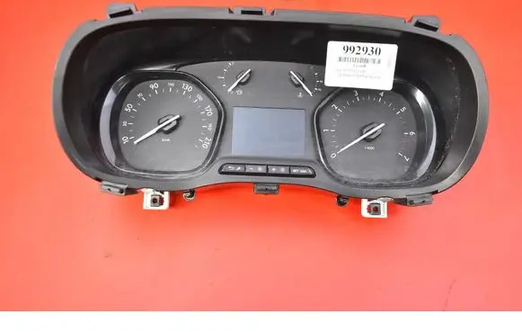 Toyota Proace Speedometer (instrument cluster) 9831168780