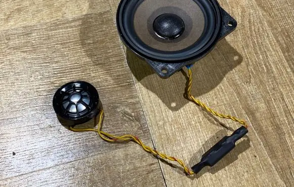 BMW M3 G80 Panel speaker 2622468 8927028206A 180321D0232