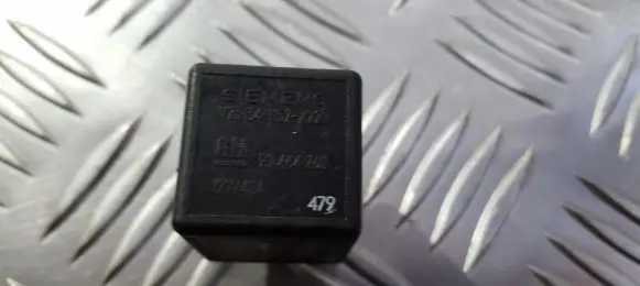 Opel Zafira A Other relay GM90464760 90464760